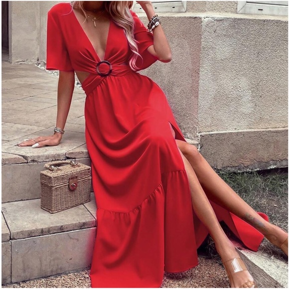 Plunging Neck cutout butterfly Sleeve Maxi Dress - Picture 3 of 9